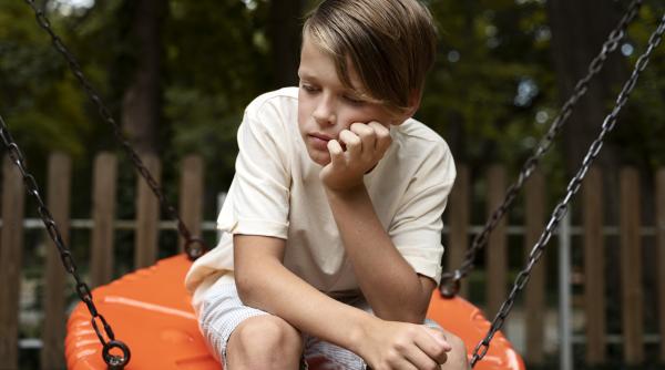  A regreta cu adevărat este o virtute. Cum să-ți înveți copilul să regrete „pe bune”