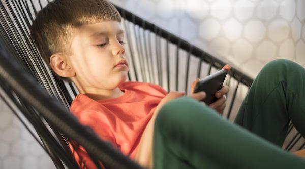 Cum înveți un copil să aibă răbdare: Sfaturi esențiale pentru părinți