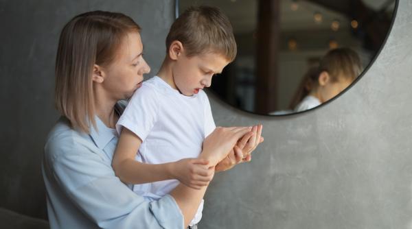 Tehnică: Cum să transformi o ceartă cu copilul tău într-o ocazie de conversație