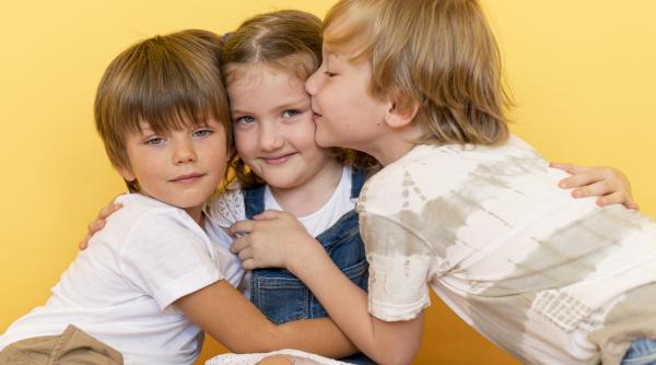 IE, un factor decisiv pentru reușita copiilor. Psiholog Daniel Golemann: Cel puțin 80% din succesul la vârsta adultă depinde de acest lucru