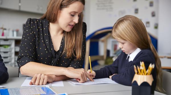 Prof. Andreia Bodea, despre „industria” meditațiilor: „Se petrec niște lucruri absolut COMICE!” / VIDEO