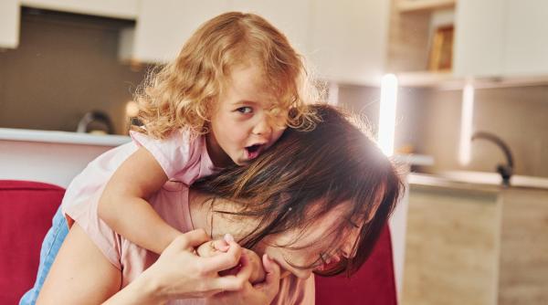 Cele mai rele scuze ale părinților pentru comportamentul inadecvat al copiilor. Specialiști: „Renunțați la ele și asumați-vă educația micuților!”