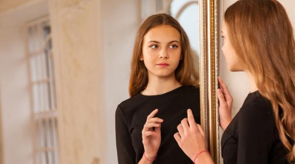 Învață-i pe copii să se iubească așa cum sunt