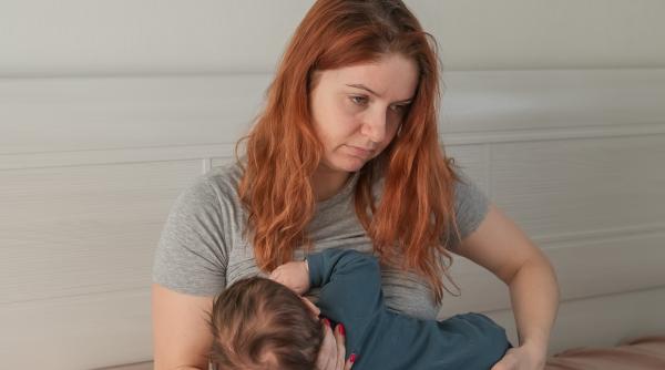 Vârsta potrivită pentru înțărcarea copilului. Mara Popescu: „Dacă ar fi să privim din punct de vedere antropologic, micuții erau alăptați între 2,5 și 7 ani” / VIDEO