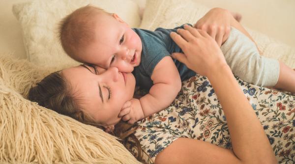 Înțărcarea blândă sau bruscă este, de fapt, o lecție de viață pentru copil! Mara Popescu: „Pe vremuri îl duceai la bunici. Mi se pare important să ne gândim la ASTA!” / VIDEO