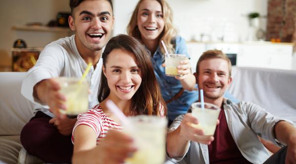 7 mici obiceiuri care te vor face o persoană mai interesantă