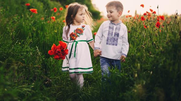 970.000 de români își serbează onomastica de Sfântul Andrei, Ocrotitorul României. Idei de mesaje frumoase pentru cei mici!