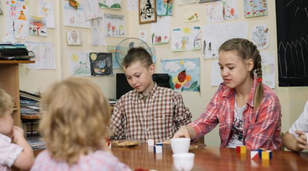 Copiii sunt născuți pentru a fi liberi și fericiți! Maria Montessori, o viață dedicată copiilor: Filmul pe care orice educator ar trebui să-l vizioneze