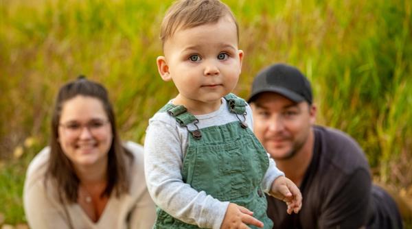 Vrei să crești copii fericiți și de succes? Expert Yale: „Așteaptă cât mai mult posibil să faci acest lucru!”