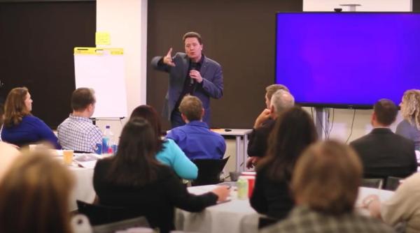 Cele patru lucruri pe care copiii tăi trebuie să le audă zilnic, potrivit  psihologului american, dr. Paul Jenkins