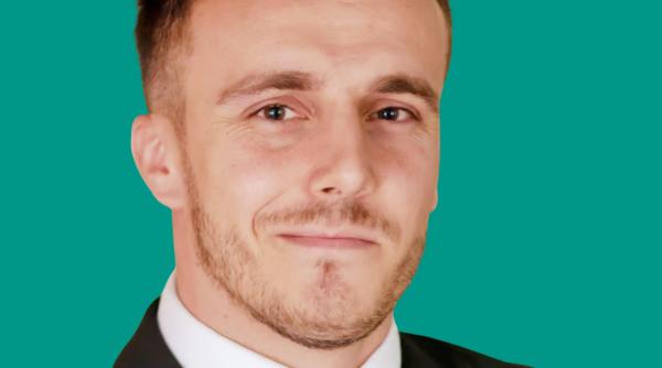 Petruț Rizea, semnal de alarmă pentru părinți, despre provocările periculoase din online: „Îmi fac griji pentru copii, pentru elevii mei!”