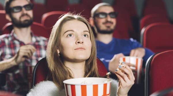 Studiul Stanford confirmă: vizionarea filmelor reconfigurează creierul și îi face pe oameni mai empatici