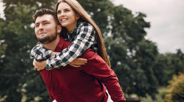 Iată diferența de vârstă ideală într-un cuplu pentru ca acesta să dureze