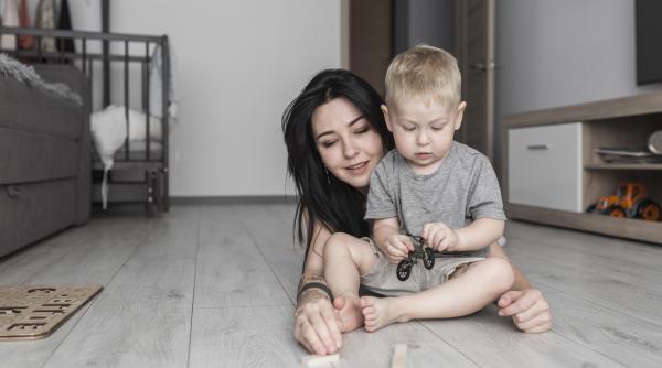 Cât timp trebuie să petrecem cu copilul? Opinia experților de la Stanford