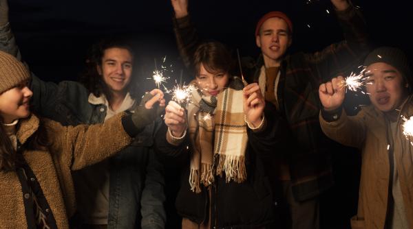 Primul Revelion al copilului departe de casă. Vorbește-i despre ”Planul de rezervă”:  Setul de măsuri fără de care ar fi imposibil 