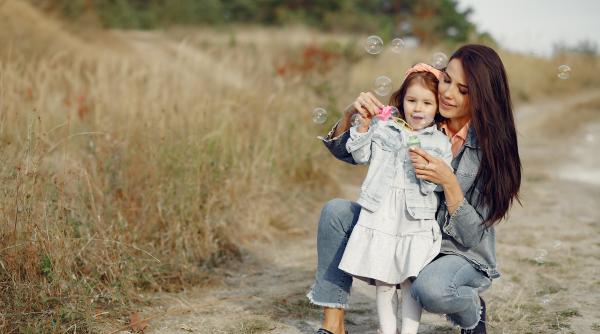 Importanța de a-ți educa copilul cu calm