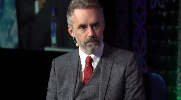 Un psiholog și profesor universitar lansează o întrebare ”extrem de dificilă”: Îți dorești cu adevărat să îi faci viața copilului tău mai ușoară? 