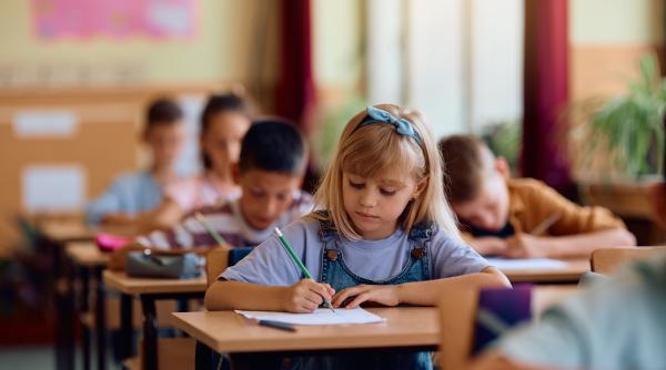 Cheltuielile României pentru educație, printre cele mai mici din lume. Țara noastră se află la același nivel cu Tanzania, și după state precum Zambia sau Paraguay