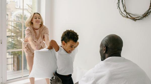 10 lucruri pe care să NU le faci pentru a crește copii respectuoși