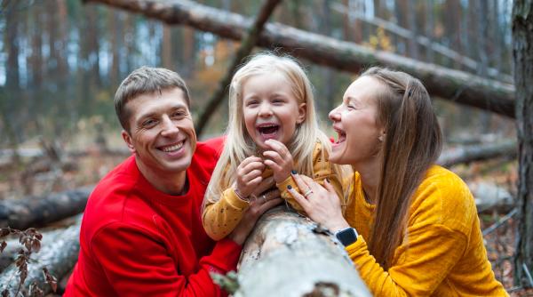 Abilitățile esențiale pe care fiecare părinte ar trebui să le dezvolte la copilul său pentru a deveni un adult independent