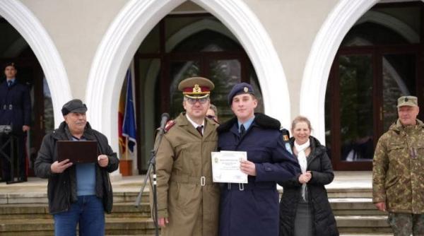 Robert Cîrstinariu, Marian Doldor și Emanuel Străteanu, câștigători la „Bursa Mediciniștilor” 2024