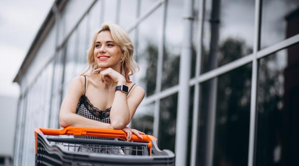 Lucruri care sunt mai ieftine decât acum 10 ani – nu o să îți vină să crezi!