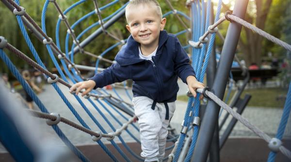 Aceste cuvinte pot provoca cel mai puterenic sentiment de abandon unui copil, susține Radu Vasile