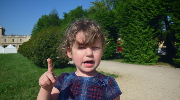 Cum să reacționezi când copilul tău este nepoliticos? Psiholog: „Jucăm «tenisul nepoliticosului» și nimeni nu câștigă!”