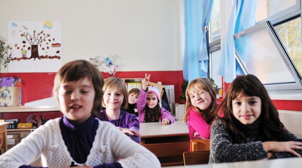 Universitatea Harvard demonstrează că o metodologie educațională mai puțin cunoscută este mult mai eficientă decât cred majoritatea 