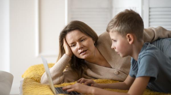 Disciplinarea copilului prin tăcere, metoda care rezultate în timp record 