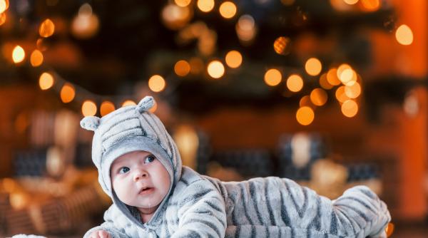 Cum sunt copiii născuți în ianuarie: Hotărâți, ambițioși și pregătiți pentru succes!