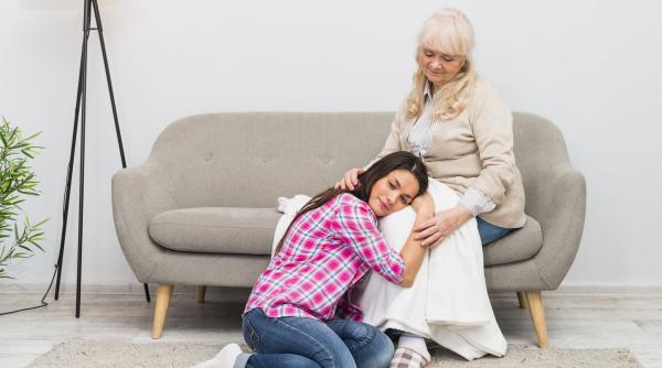 Lucruri pe care soacra ta le gândește în secret despre căsnicia ta