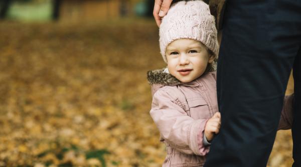 Obiceiul care NU reușește niciodată să dezvolte empatia la copii, potrivit unui psiholog de la Harvard