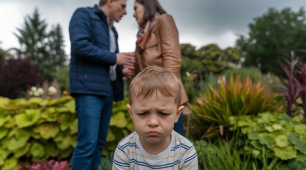 Lucruri pe care părinții trebuie să înceteze să le spună copiilor lor