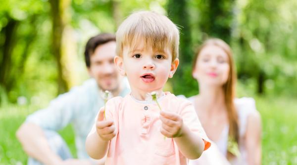 Psiholog Stanford: „Cel mai grozav lucru pe care îl putem face ca părinți” pentru a crește copii inteligenți emoțional