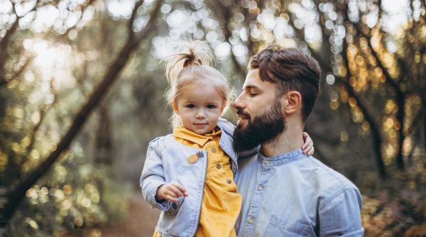 6 expresii folosite de părinții amabili care cresc copii respectuoși, potrivit unui expert în educație parentală