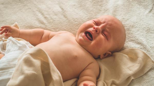 Motive pentru care bebelușul tău nu doarme noaptea