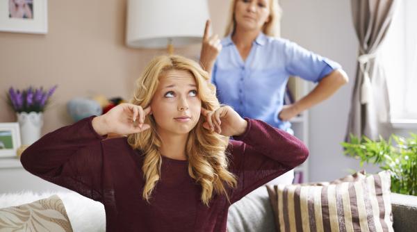 Fraza pe care nu trebuie să o spui niciodată adolescentului tău, conform unui psiholog. „Este o perioadă incredibilă! Atât magică, cât și dificilă”