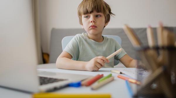 Tehnici pentru dezvoltarea inteligenței la copii. Jocul este cheia!