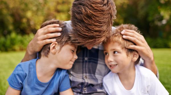 „Acești părinți sunt diferiți!” Motivul trist pentru care milenialii sunt obsedați de succesul copiilor lor, potrivit cercetărilor