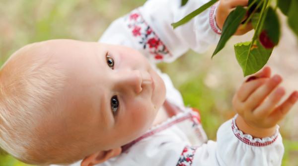 Numele românești clasice care au dispărut complet din registrele de stare civilă ale copiilor născuți în 2025, conform ChatGPT