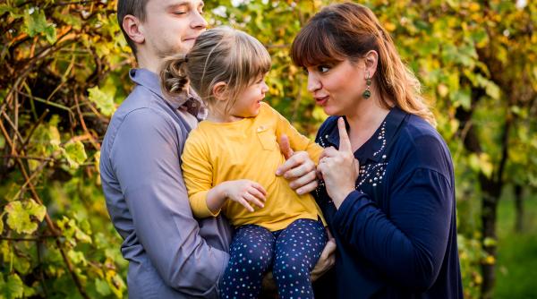 Părinții Millennials fac aceste 6 greșeli fără să-și dea seama. Iată de ce Boomerii au avut dreptate tot timpul, potrivit specialiștilor