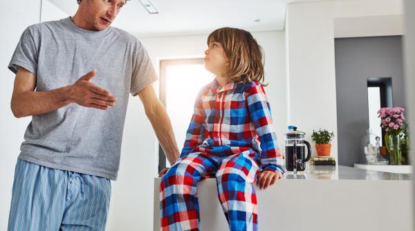 Ce pot face părinții când simt că țipatul este singura cale de a fi ascultați de copil? Teodora Mețiu: „Am un sfat la care ei o să se amuze!” / VIDEO