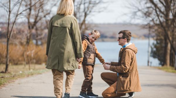 Parentingul era diferit în 2004 față de 2024? Irina Petrea: „Una dintre probleme este ASTA”