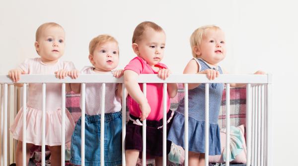 Generația Beta și-a făcut debutul: Cum vor crește copiii care vor trăi până în secolul 22?