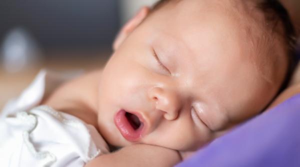 Mamă la 66 de ani, fără fertilizare în vitro