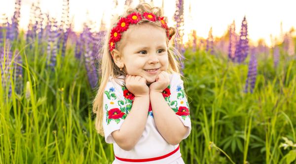 Nume „bătrânești” care ar putea fi noul trend al viitorului printre părinții români, conform ChatGPT