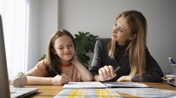 Urania Cremene, despre încurajarea copiilor: „Lauda exagerată îi face dependenți de aprobarea noastră”