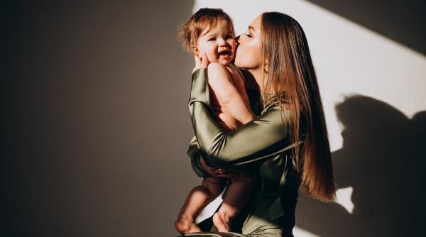 Parentingul permisiv: De ce nu funcționează să lași copilul să facă ce vrea. Urania Cremene: „Lăsăm decizii prea mari la copii prea mici. Părinții tremură în fața copiilor”