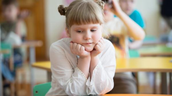 „De unde știu eu dacă educatoarea sau învățătoarea îi face mai mult rău decât bine copilului?” Oana Moraru dezvăluie indicatorul: „Cel mai ușor îți dai seama așa”